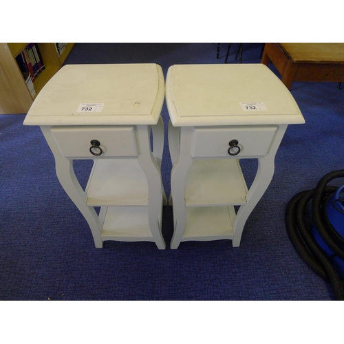 732 - A pair of white painted bedside tables each with one drawer