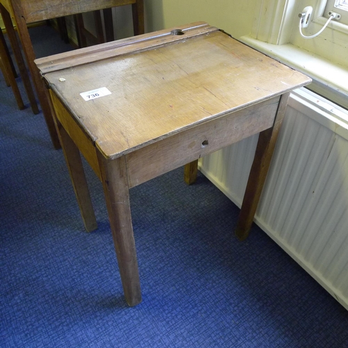 736 - A vintage wooden single classroom desk with a lift lid