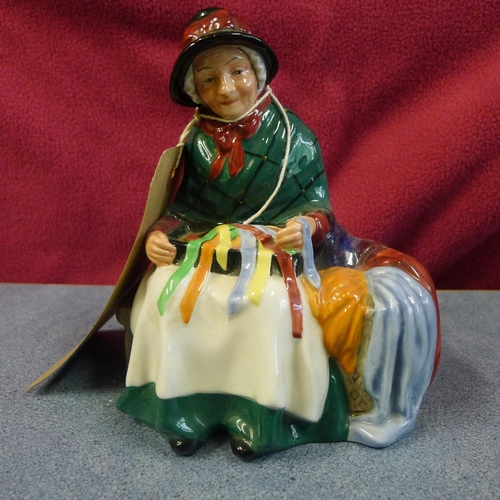 812 - A Royal Doulton figurine 