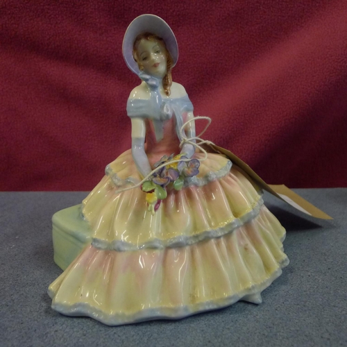 816 - A Royal Doulton figurine 