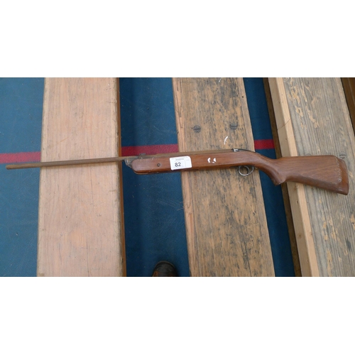 82 - 1 air rifle by BSA Meteor 0.22 inch