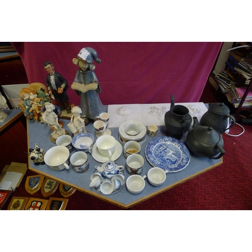 824 - A quantity of miscellaneous decorative figurines, ornaments and teaware etc