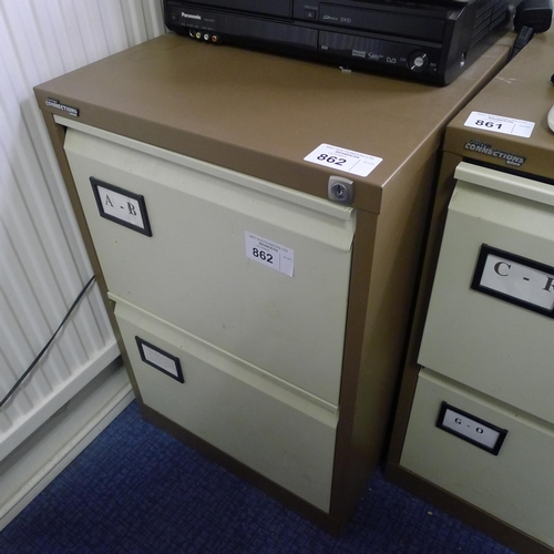 862 - A 2 drawer metal filing cabinet