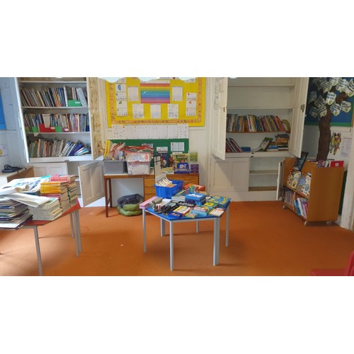 760 - The entire contents of classroom to include; all furniture, tables, bookcases, desks, chairs etc. al... 