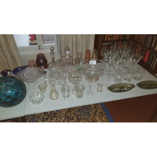 840 - A large quantity of miscellaneous decorative glassware including a damaged glass bowl with a silver ... 