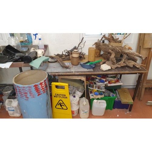 225 - The remaining contents of the pottery room to right hand side of main art classroom to include paint... 