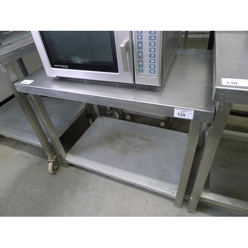 129 - 1 stainless steel table with 1 shelf beneath approx 92cm w x 61cm d x 72cm high