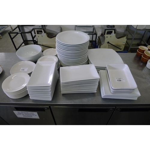 159 - A quantity of various size / shape dinner and side plates