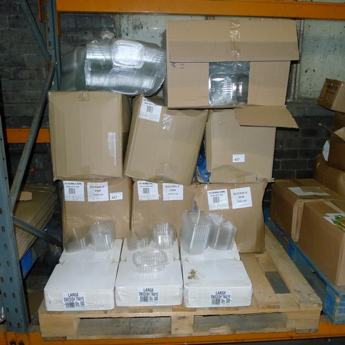 457 - 1 pallet containing a quantity of plastic disposable bubble bowls and 3 packs of large Swedish trays