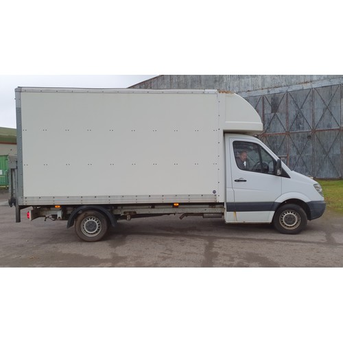 484 - Mercedes Sprinter 313 CDI  Luton Van, Reg: YK61 ZNW 1st Reg. 26/09/2011, White single wheel, 2143cc ... 