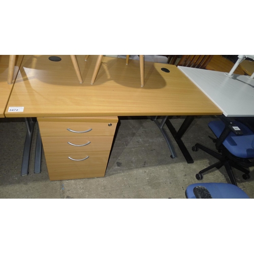 3472 - 1 wood effect office table approx 140cm x 80cm with 1 wood effect under worktop pedestal