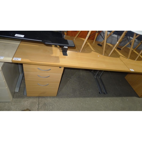 3476 - 1 wood effect office table approx 140cm x 80cm with 1 wood effect under worktop pedestal