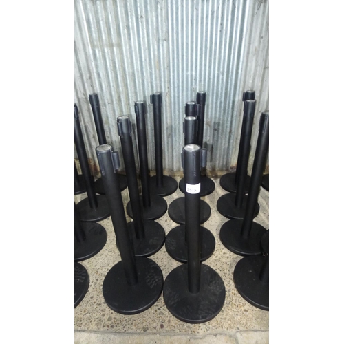 3515 - 8 black retractable queuing posts with red belts (2m)