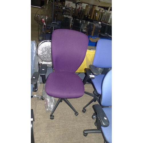 3561 - 1 purple upholstered office swivel chair