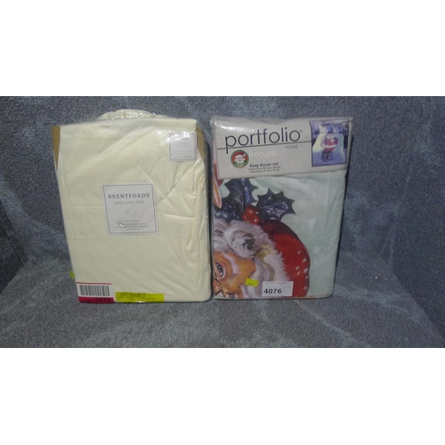 4076 - 2 x king size duvet cover sets, please see picture for details