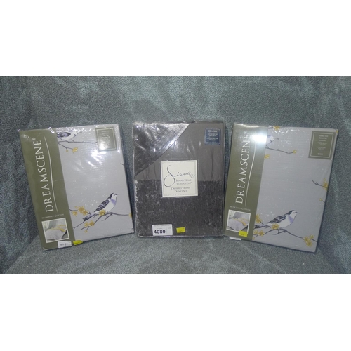 4080 - 3 x double duvet cover sets, please see picture for details