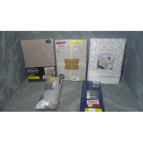 4088 - A quantity of single bed bedding, please see pictures for more details