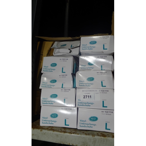 2711 - 1000 disposable gloves by Top Medics size L - box appears to have been squashed at some point but th... 