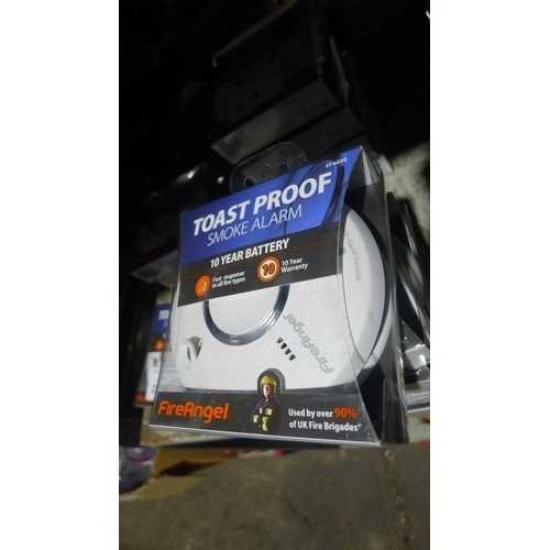 2715 - 4 FireAngel toast proof smoke alarms - boxed and unused