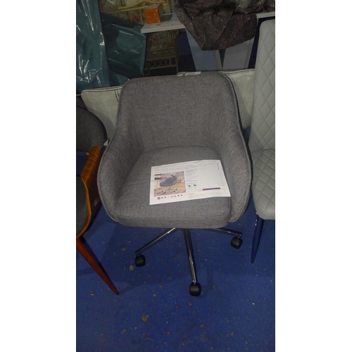 4688 - A grey upholstered office swivel chair type Alcaraz sale price £113