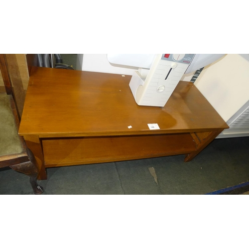 146 - 1 wooden coffee table with 1 shelf below approx 125cm x 52cm - Please note that the top is marked ne... 