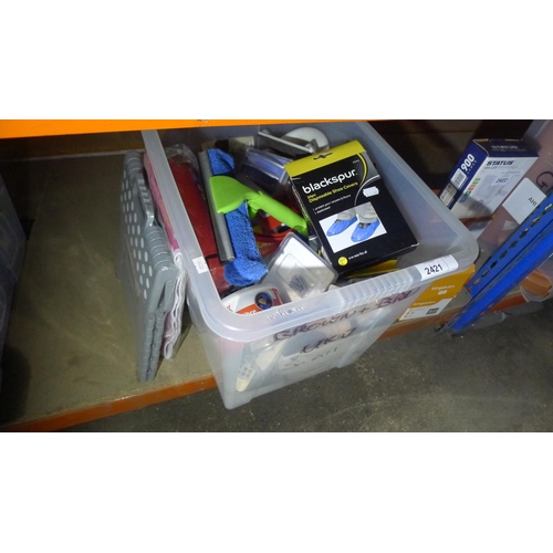 2421 - 1 box containing a quantity of various items including a 1L bottle of Castrol garden chain saw oil, ... 