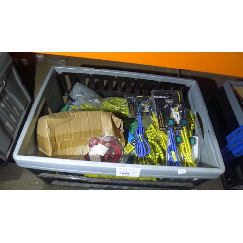 2456 - 1 box containing a quantity of various bungee cords