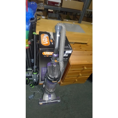 A Vax vacuum cleaner type Mach Air Reach with box - 240v trade