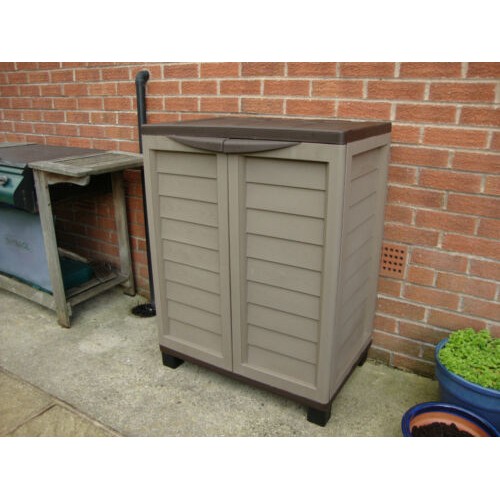 4425 - A kesler 2 door garden cabinet (36x30x20) RRP £92