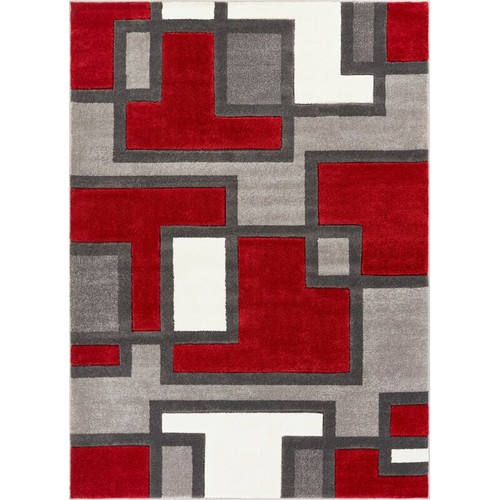 4483 - A red and cream patterned rug RRP £166