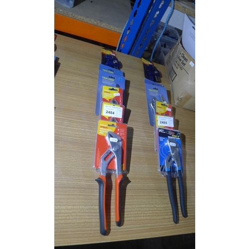 2484 - 1 Amtech 250mm pipe wrench, 2 Amtech locking pliers 125mm, 2 pairs of Toolzone mini locking pliers a... 