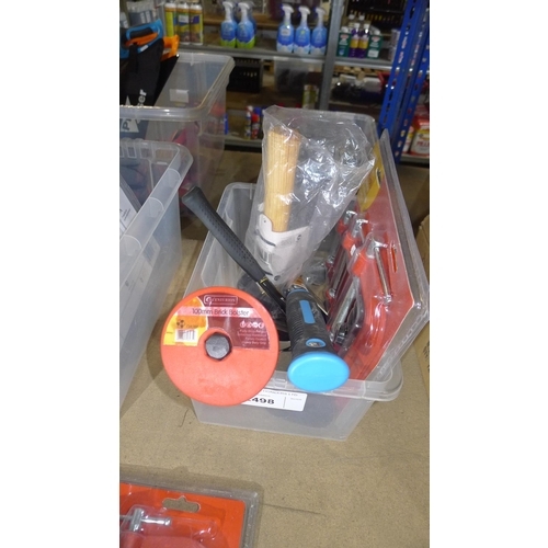 2498 - 6 tools comprising 1 x 1kg club hammer, 1 x mini sledge hammer 1.5kg, 1 small claw hammer, 1 x 4 inc... 