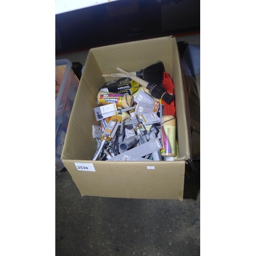 2538 - 1 box containing a quantity of various good quality paint brushes and roller sets by Harris