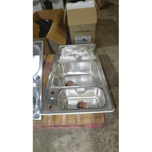 2572 - 1 stainless steel 1.5 bowl / single drainer inset sink by Blanco type Axis 6S approx 100cm x 51cm - ... 