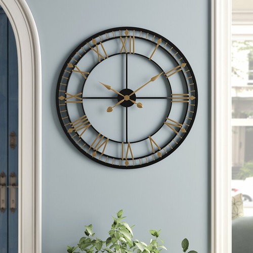 4435 - An oversized wall clock type Beaver Creek 80cm RRP £81