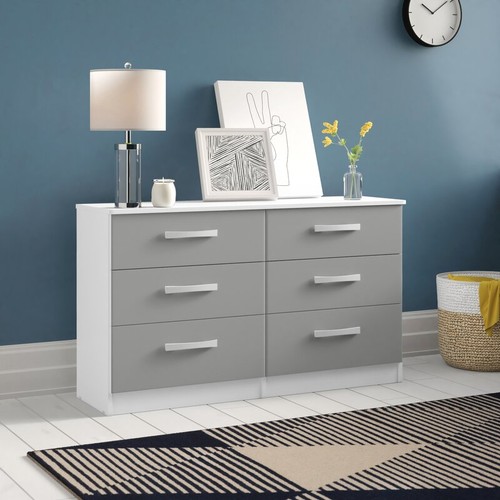 4442 - A 6 drawer chest of drawers type Tona RRP £336