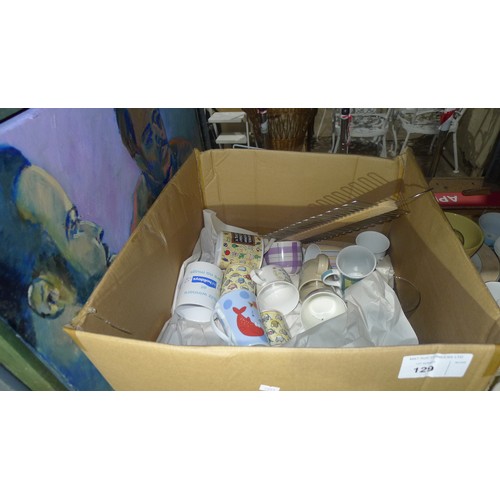 129 - A large quantity of various items including crockery, glasses, table lamps etc trade lot, contents o... 