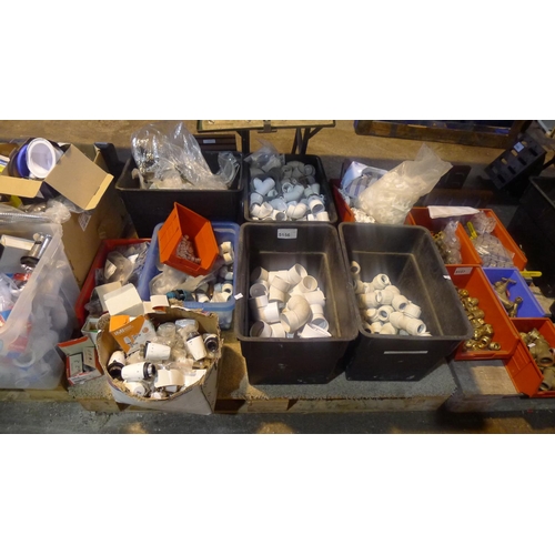 5156 - 1 pallet containing a quantity of various plumbing related items including thermostatic radiator val... 