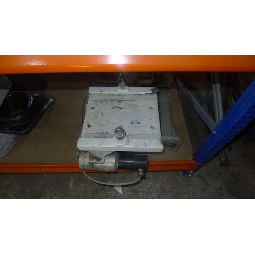 5294 - 1 lifting plate for high power marine engines (200hp plus)