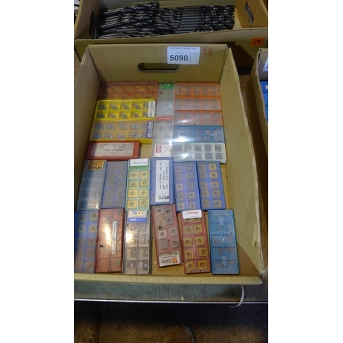 5090 - 1 box containing a quantity of various turning / milling tips