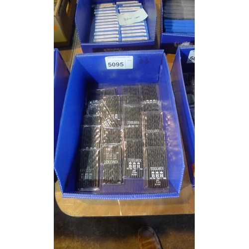 5095 - 1 box containing a quantity of approximately 200 x 5/32 inch HSS jobber drill bits