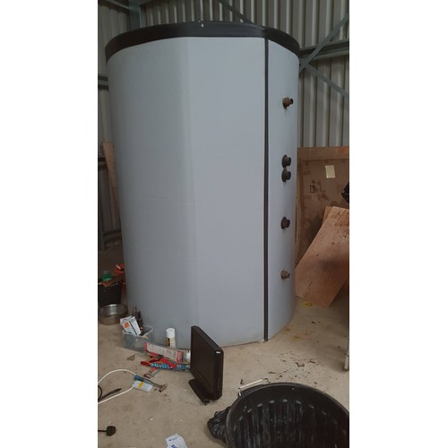 5371 - Euroheat TDA 40 Thermodual Fully Automatic Wood log and Pellet boiler 38kw + pellet auger with 200 l... 