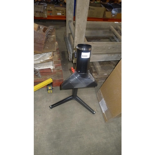 5333 - 1 variable height extractor stand RRP £46 (SP016654)