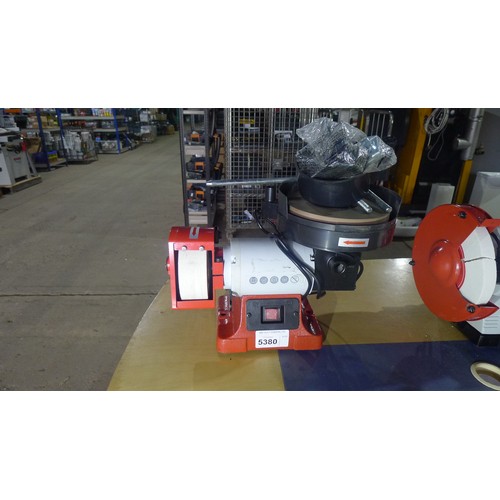 5380 - 1 bench top wet / dry grinder type Craft 125 / 200, 240v RRP £179 (SP017298)