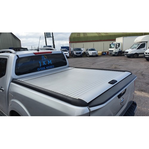 5431 - Nissan Navara Tekna DCi (D231) Double cab pick-up Silver, Reg RF17 XZU 31/07/2017, Twin Turbo, 2298c... 