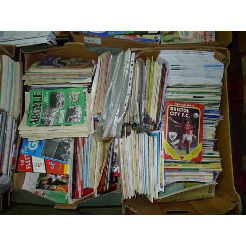 8137 - 1 pallet containing a large quantity of various football programmes and 1 black lever arch file cont... 