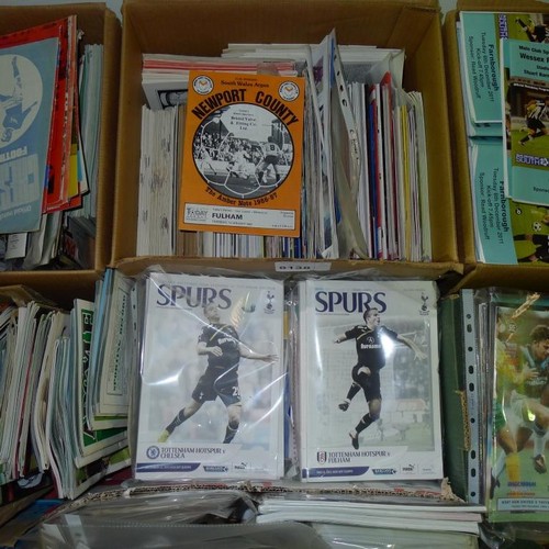 8138 - 1 pallet containing a large quantity of various football programmes. Clubs include Tottenham Hotspur... 