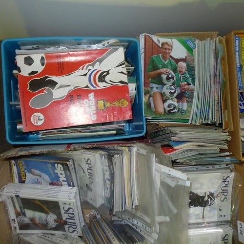 8138 - 1 pallet containing a large quantity of various football programmes. Clubs include Tottenham Hotspur... 