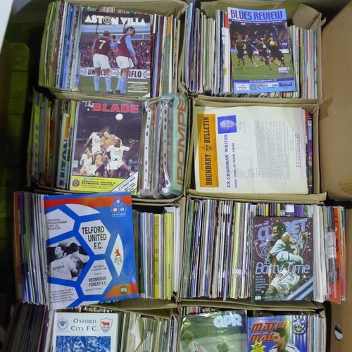 8155 - 1 pallet containing a large quantity of various football programmes and 1 black lever arch file cont... 