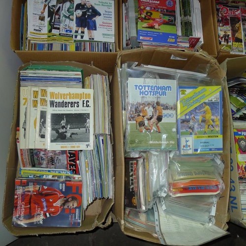 8165 - 1 pallet containing a large quantity of various football programmes and 1 black lever arch file cont... 